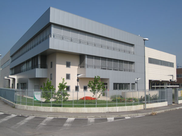 Edificio Industriale e Uffici